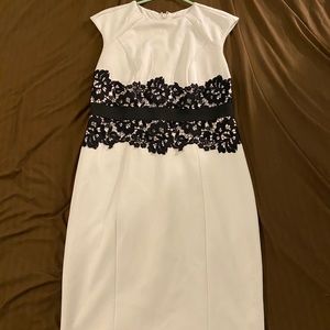 Black and white dress with zipper